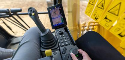 User-Friendly, High-Resolution 8” LC Monitor